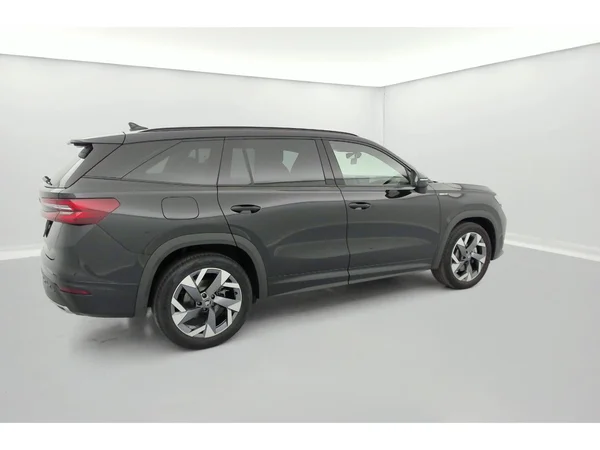 SKODA Kodiaq (2025) — foto 3 van 36