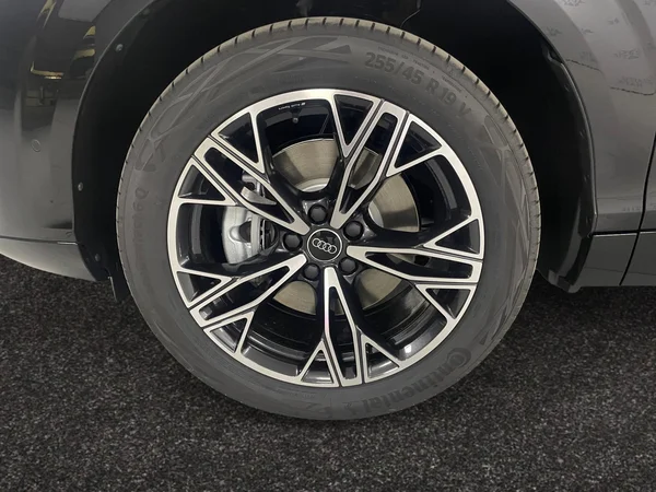 AUDI Q3 SUV e-hybrid (PHEV) (2025) — foto 13 van 15