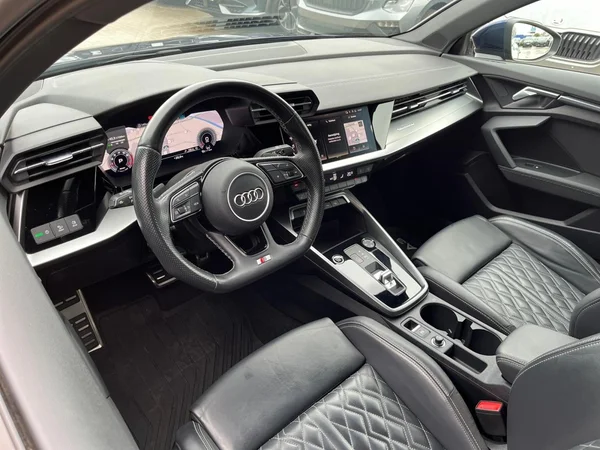 AUDI A3 Sedan (2022) — foto 16 van 21
