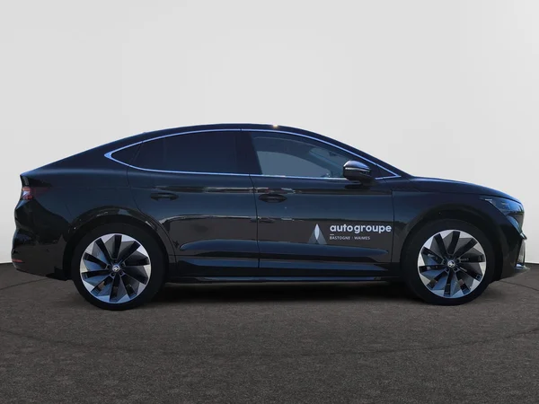 SKODA Enyaq Coupé (2025) — foto 34 van 37