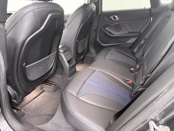 BMW 218 (2021) — foto 7 van 24
