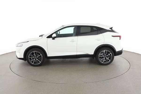 Nissan Qashqai (2023) — foto 9 van 16