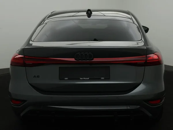 Audi A6 Sportback e-tron (2025) — foto 7 van 37