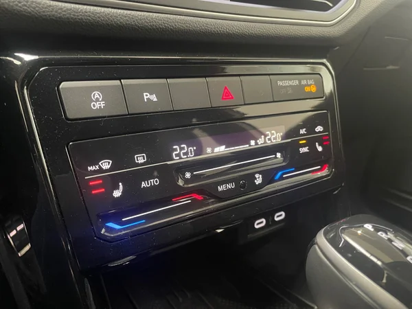 VOLKSWAGEN T-Cross (2025) — foto 4 van 15