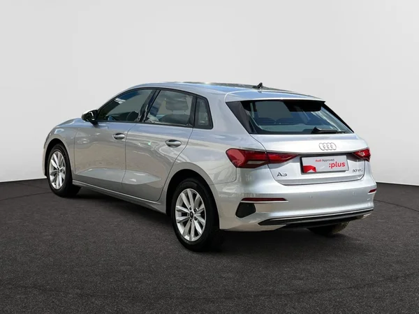AUDI A3 Sportback (2024) — foto 18 van 24