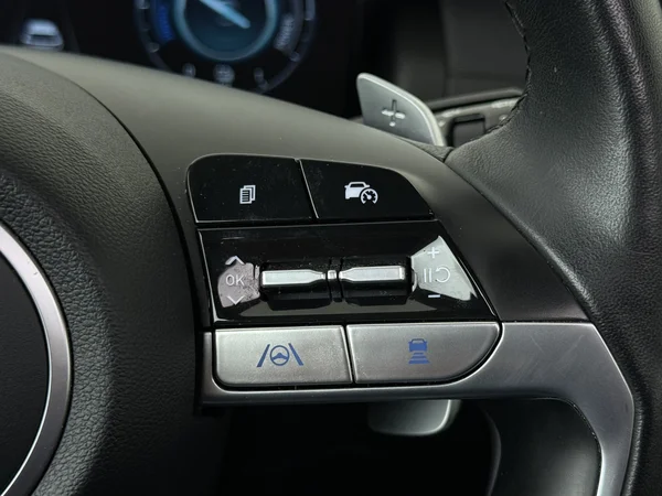 HYUNDAI Tucson (2022) — foto 9 van 31