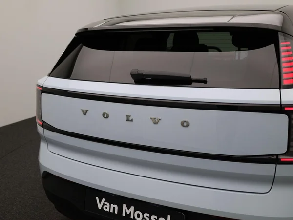 Volvo EX30 (2024) — foto 41 van 48