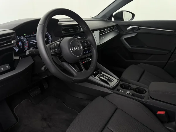 AUDI A3 Sportback (2025) — foto 15 van 18