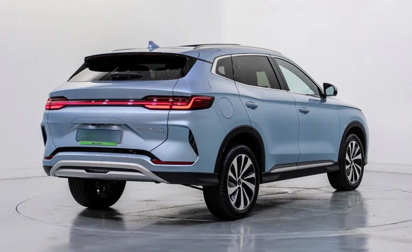 BYD Seal U PHEV (2024) — foto 41 van 45