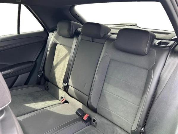 VOLKSWAGEN T-Roc Dsl (2023) — foto 4 van 31