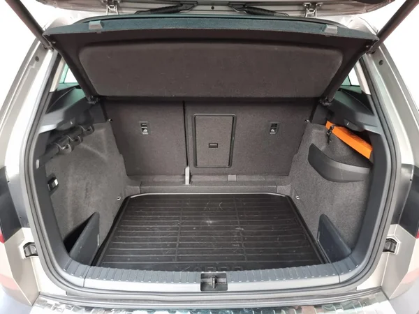SKODA Karoq (2018) — foto 14 van 23