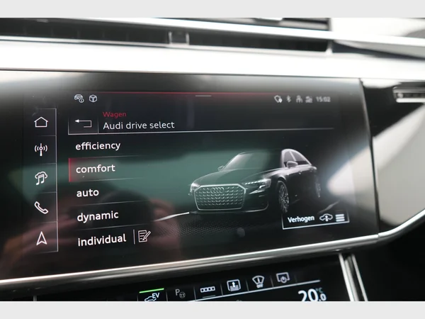 AUDI A8 Long PHEV (2024) — foto 33 van 43