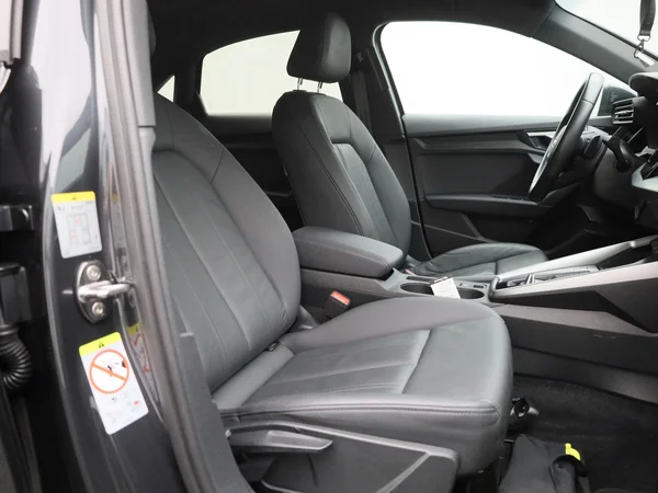 Audi A3 (2022) — foto 29 van 42