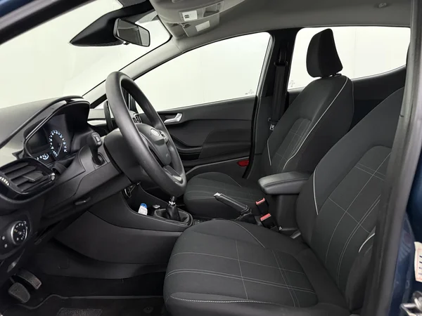 FORD Fiesta (2019) — foto 2 van 26