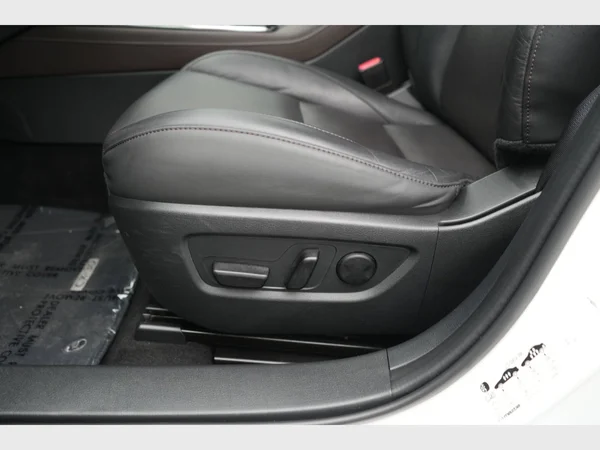 MAZDA CX-30 (2022) — foto 7 van 28