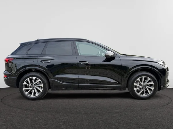 AUDI Q6 e-tron (2025) — foto 22 van 24