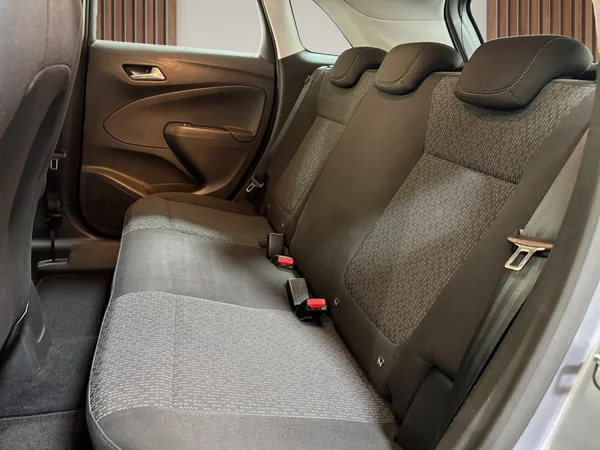 Opel Crossland (2022) — foto 19 van 30