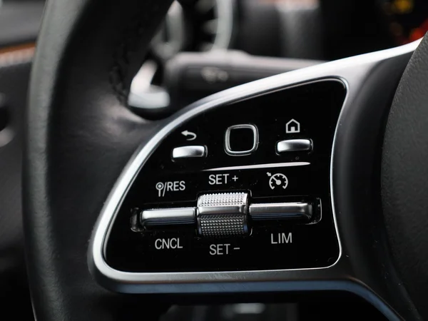 Mercedes-Benz A-Klasse (2020) — foto 9 van 47