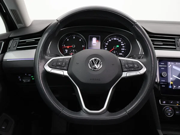VOLKSWAGEN Passat SW Dsl (2021) — foto 16 van 30