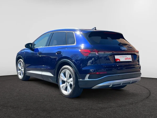 AUDI Q4 e-tron (2025) — foto 18 van 24