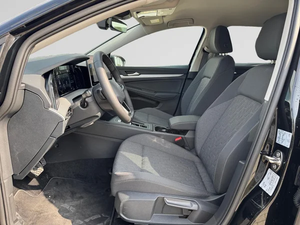 VOLKSWAGEN Golf VIII SW (2026) — foto 8 van 24