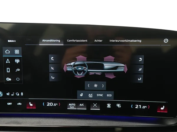 AUDI Q6 Sportback e-tron (2025) — foto 30 van 41