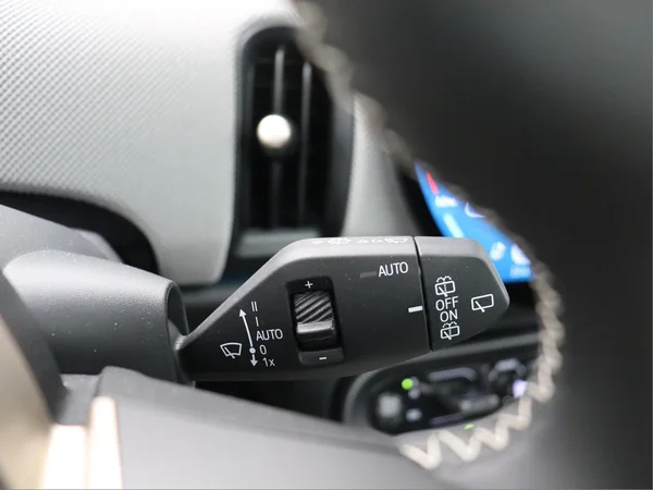 MINI Mini 5D (F65) (2025) — foto 3 van 16