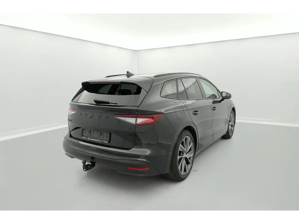 SKODA Enyaq (2022) — foto 21 van 35