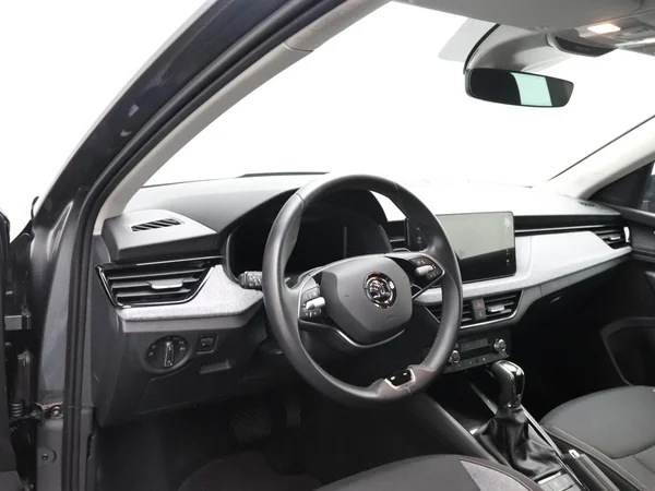 SKODA Kamiq (2024) — foto 14 van 17