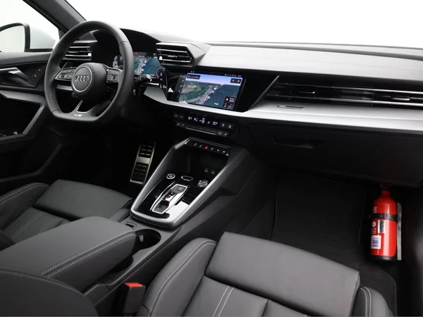 AUDI A3 Sportback (2025) — foto 15 van 21