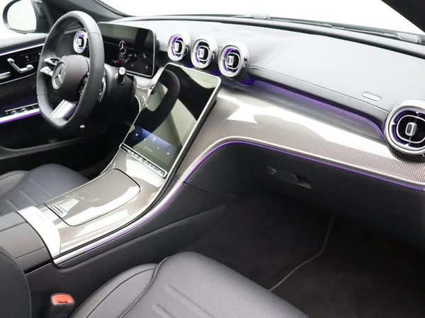 Mercedes-Benz C-Klasse (2025) — foto 15 van 24