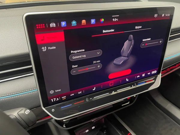 VOLKSWAGEN ID.7 (2023) — foto 13 van 16