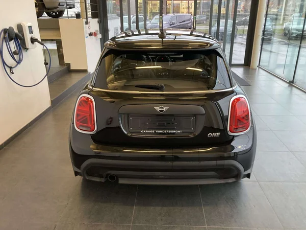 MINI One (2022) — foto 16 van 19