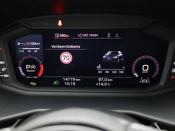 AUDI A1 Sportback (2025) — foto 9 van 22