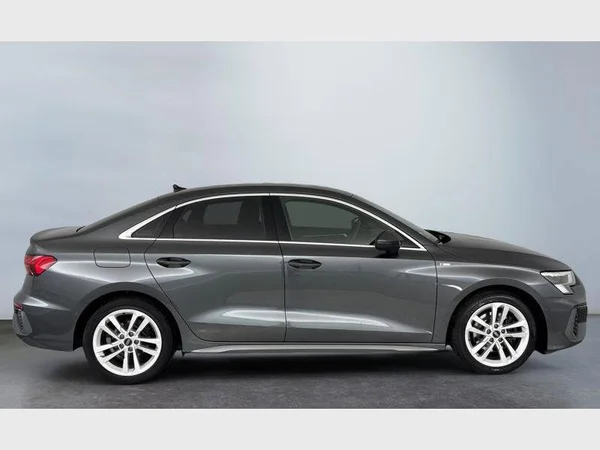 Audi A3 Sedan (2021) — foto 9 van 15