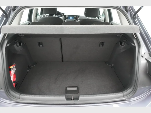 VOLKSWAGEN Polo (2023) — foto 9 van 24