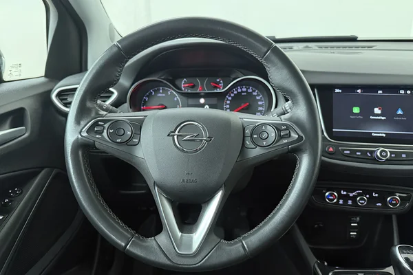 Opel Crossland (2021) — foto 2 van 22