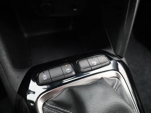 Opel Corsa (2023) — foto 20 van 36