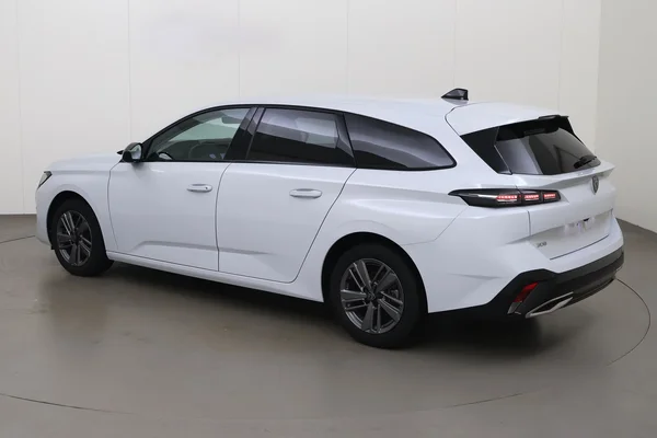 Peugeot 308 SW (2024) — foto 14 van 20