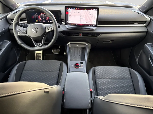 VOLKSWAGEN T-Roc (2026) — foto 3 van 16