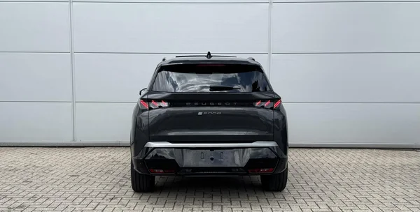 Peugeot e-5008 (2026) — foto 28 van 30