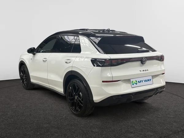 VOLKSWAGEN T-Roc (2026) — foto 12 van 20