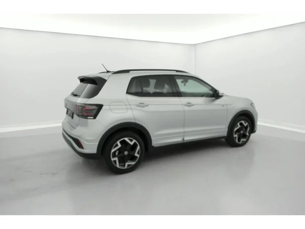 VOLKSWAGEN T-Cross (2025) — foto 10 van 36