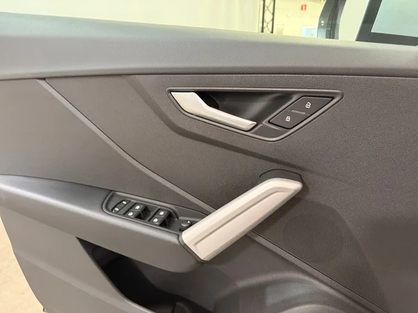 Audi Q2 (2024) — foto 10 van 29