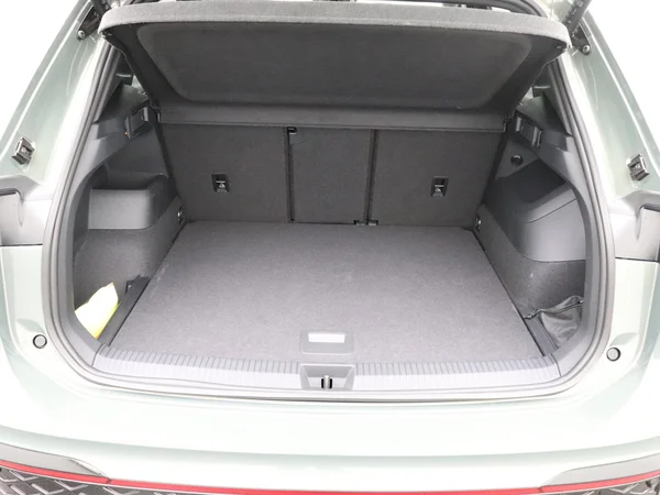 VOLKSWAGEN Tiguan (2025) — foto 17 van 20