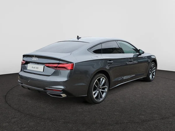 AUDI A5 Sportback (2025) — foto 8 van 15