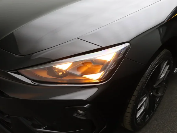 CUPRA Leon SW (2025) — foto 4 van 20