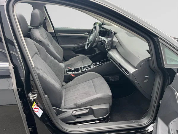 VOLKSWAGEN Golf VII SW (2025) — foto 7 van 16