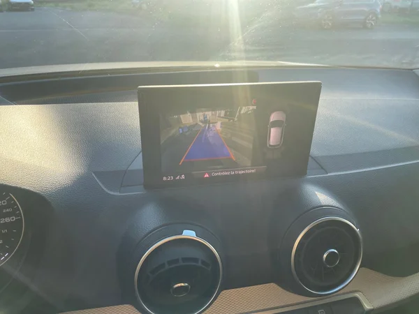 AUDI Q2 (2020) — foto 3 van 20