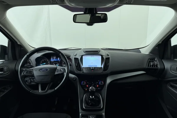 Ford Kuga (2020) — foto 23 van 23